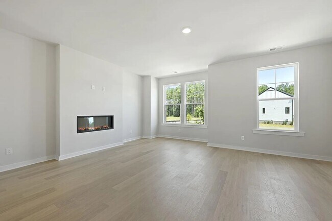 Building Photo - New Construction in the Heart of Nexton