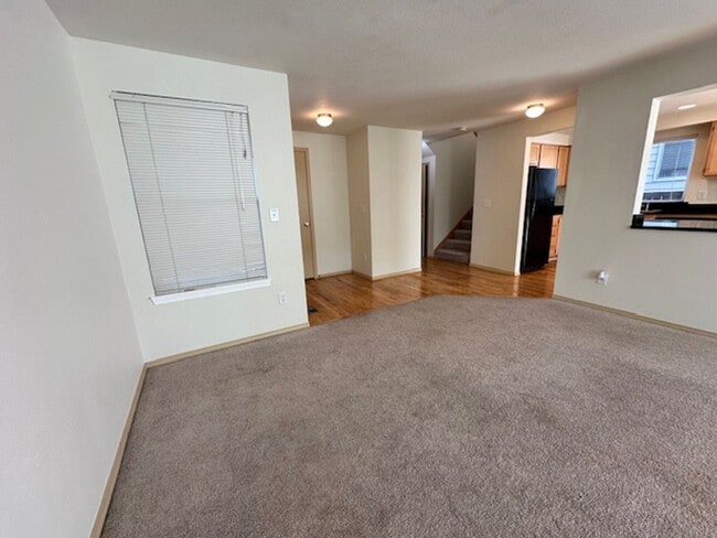Building Photo - Roomy 4-Bedroom Home in Quiet Panther Lake Location