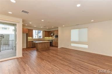 Building Photo - 1630 Cliff Isle Way