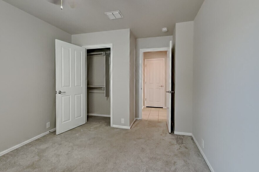 Building Photo - 3803 Browning Bluff
