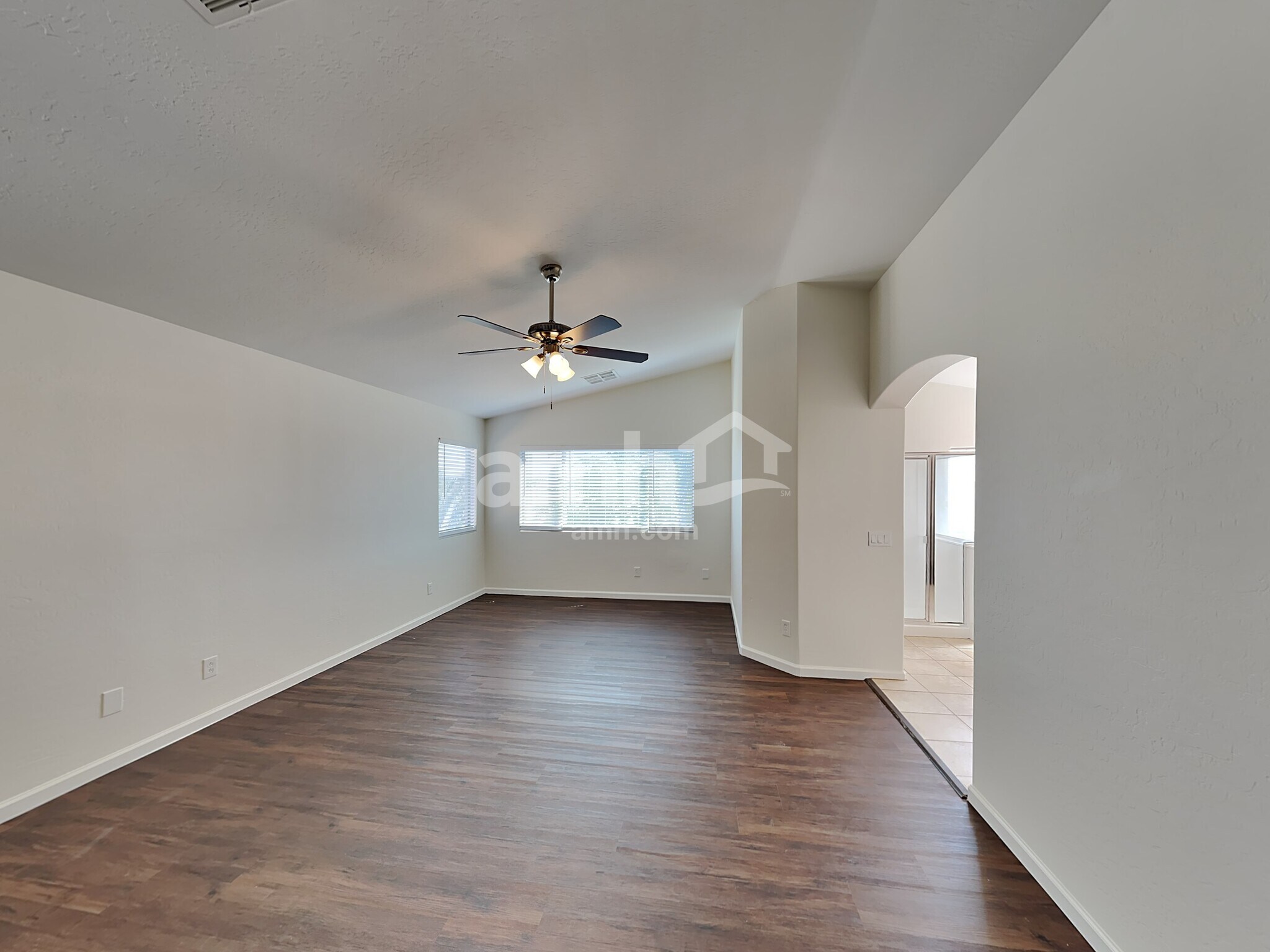 Building Photo - 2619 W Bartlett Way