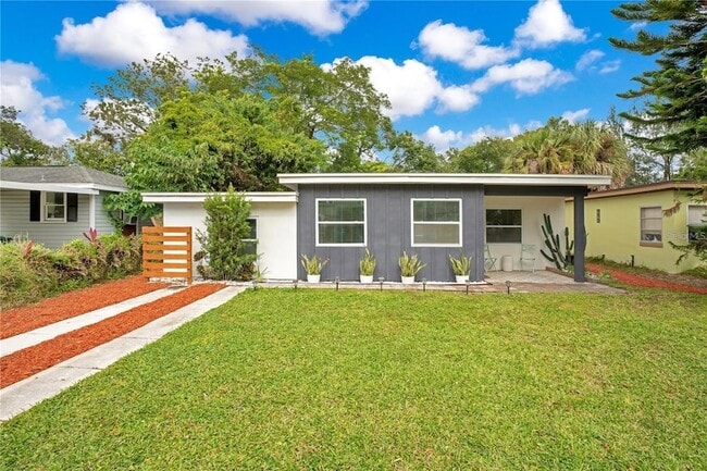 Primary Photo - 1891 Oglesby Ave