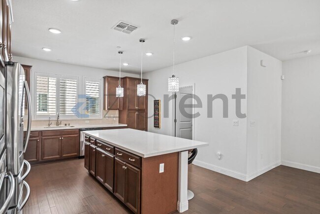 Building Photo - 3412 Element Way