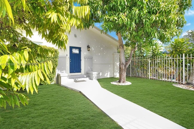 Building Photo - 37 NW 47th St