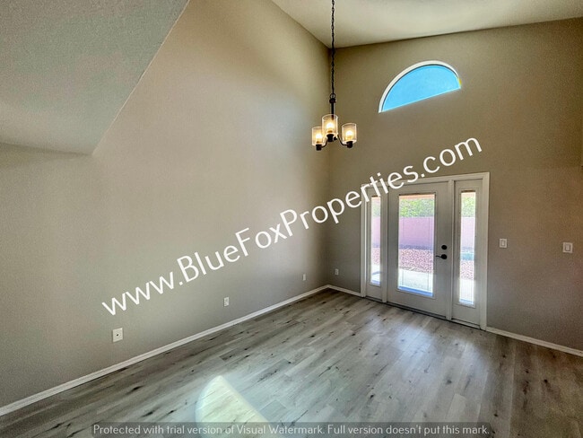 Building Photo - 10502 N Autumn Hl Ln