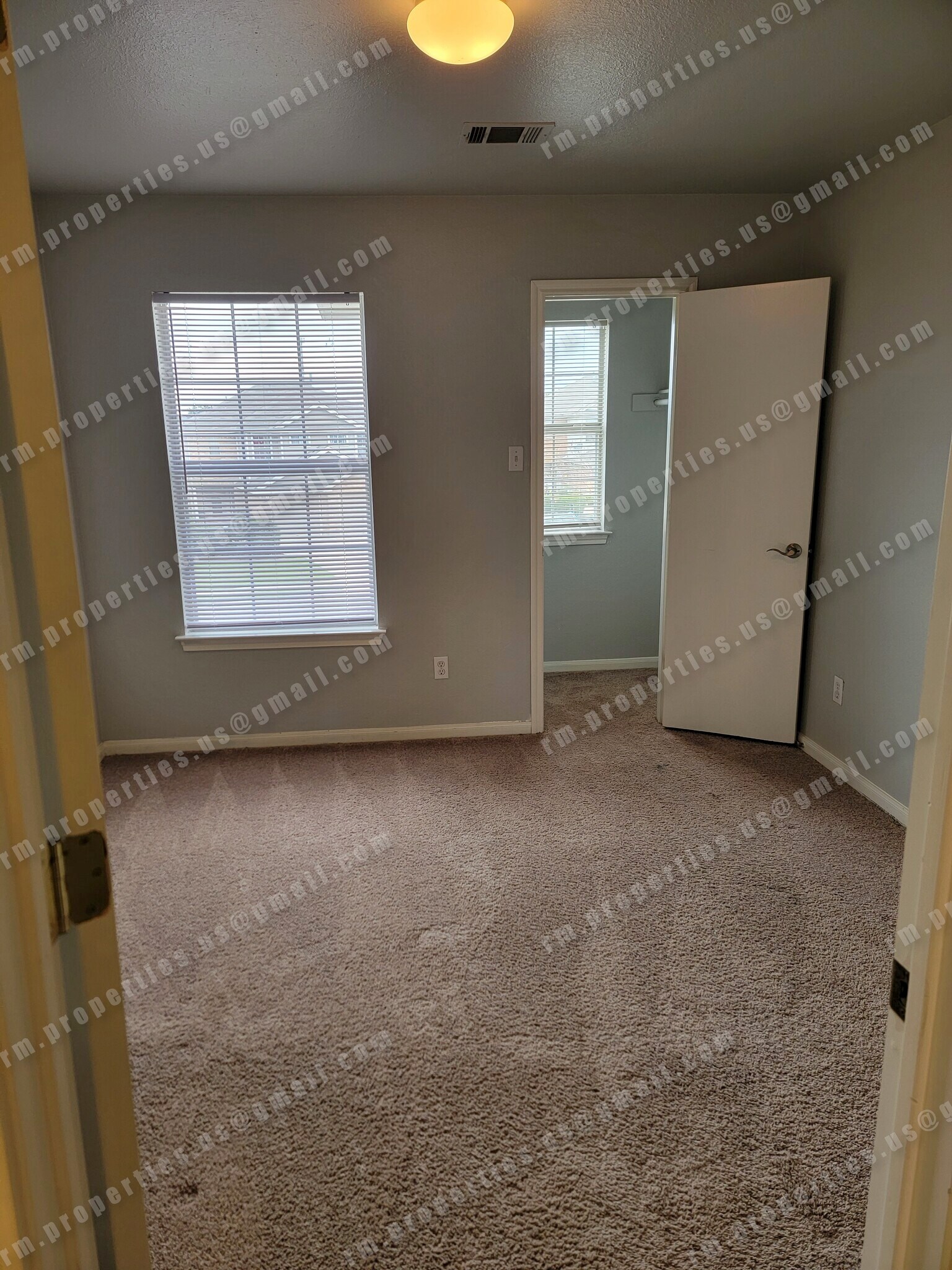 Third (front) bedroom - 2874 Southampton Way