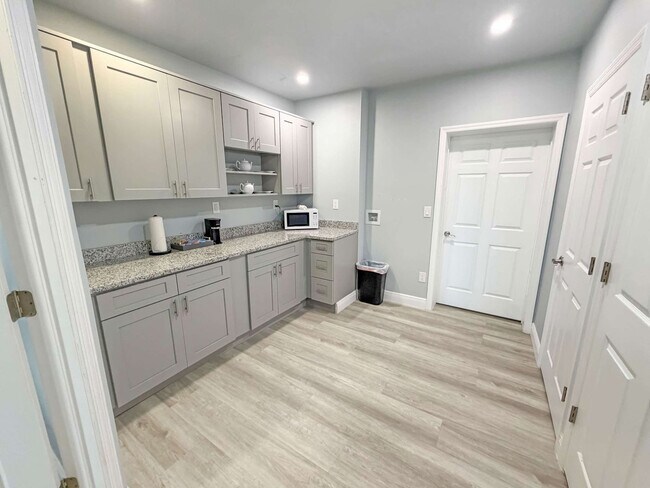 Building Photo - 6403 S Hwy A1A