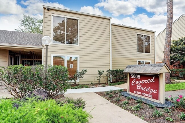 Building Photo - 5005 Georgi Ln