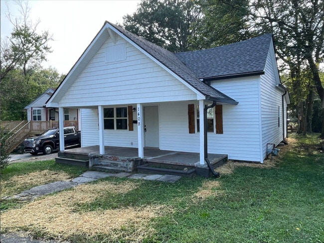 Building Photo - 1408 Iredell Ave