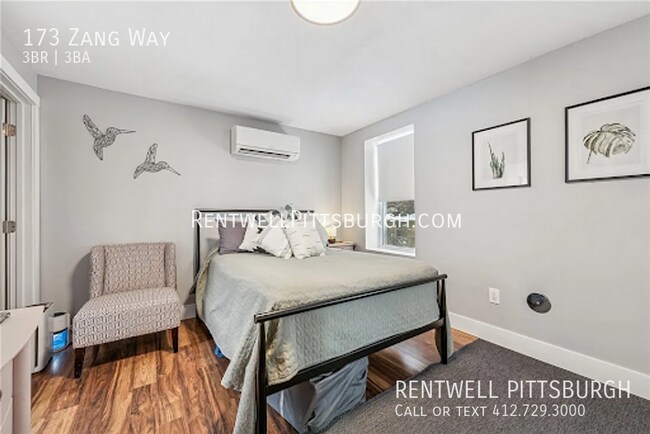 Building Photo - 173 Zang Way