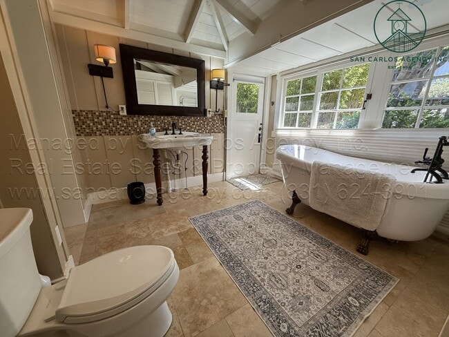 Building Photo - Adorable Three Bedroom Downtown Carmel-by-...