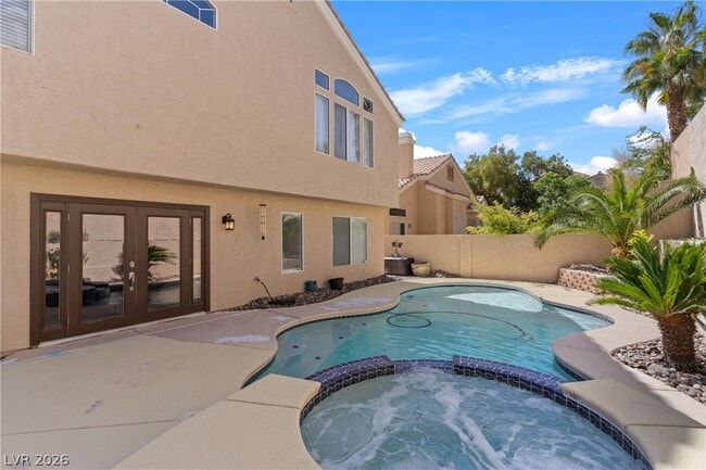 Building Photo - 2417 Shady Vista Dr
