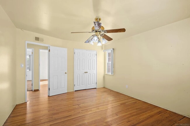 Building Photo - Chula Vista