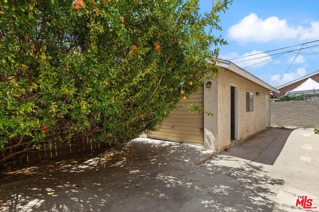 Building Photo - 4133 Bemis St