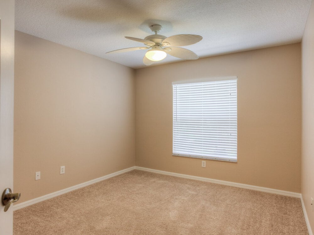 Building Photo - 10508 Canary Isle Dr