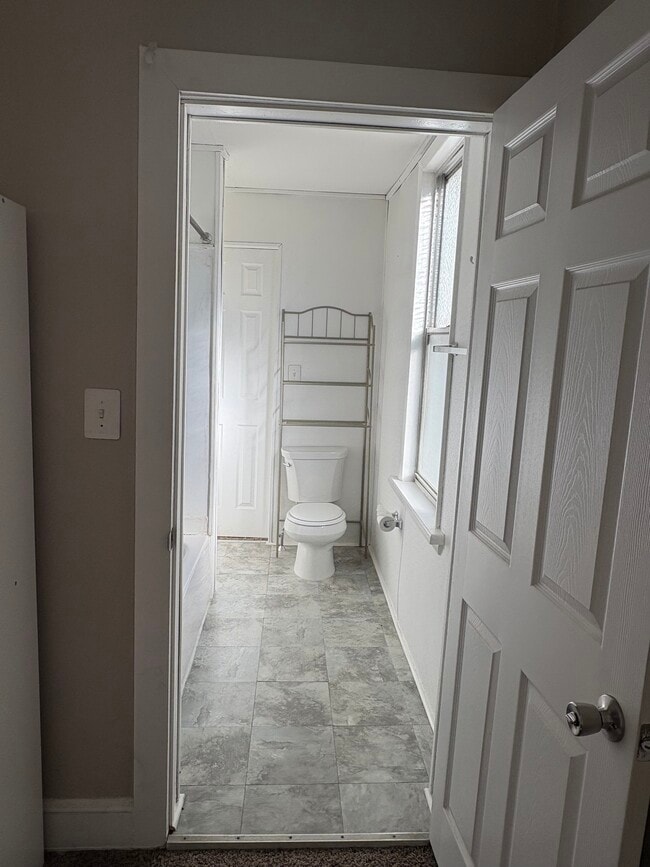 Building Photo - 499 Delaware Ave