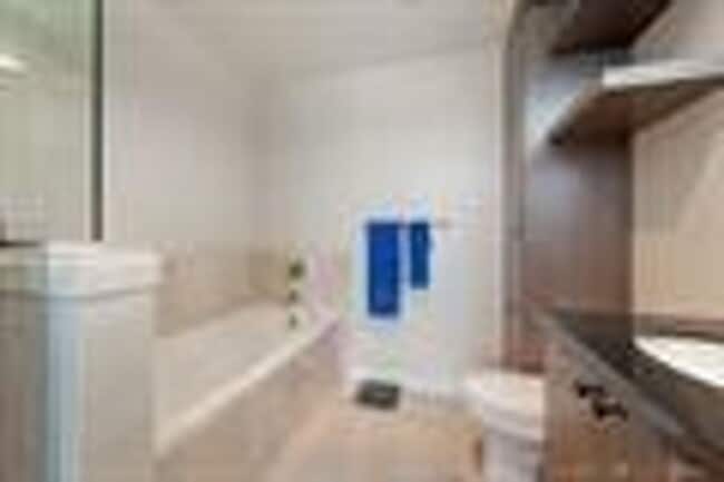 Building Photo - Beautiful Condo at Electra!