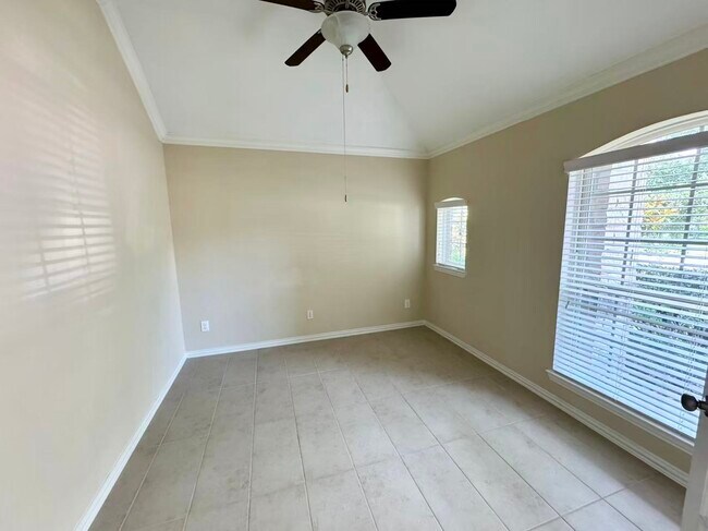 Building Photo - 11015 Walts Run Ln