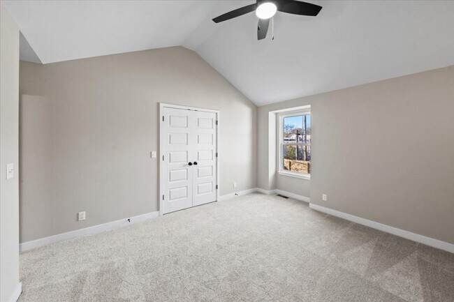 Building Photo - 4614 Forest Ave