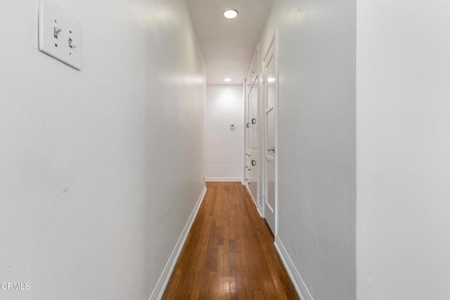 Building Photo - 2721 E Chevy Chase Dr