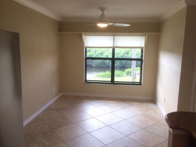 Building Photo - 950 S Kanner Hwy