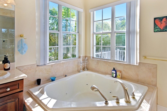 Building Photo - 516  Flamingo Drive