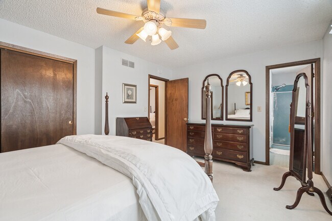 Building Photo - 1245 Michelle Ct