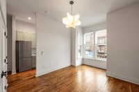 Building Photo - Cozy Studio Apartment