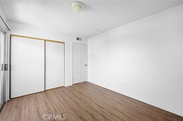 Building Photo - 6716 Sylmar Ave