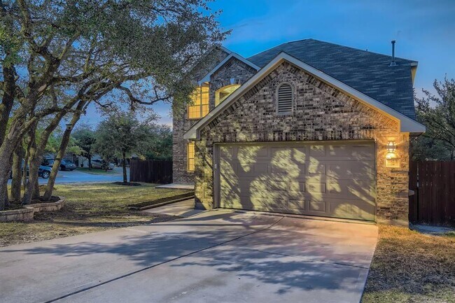 Primary Photo - 1813 Paseo Verde Dr
