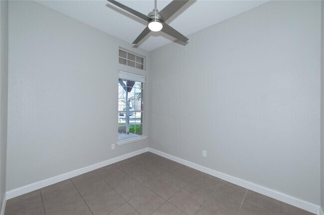 Building Photo - 141 Kype Cove