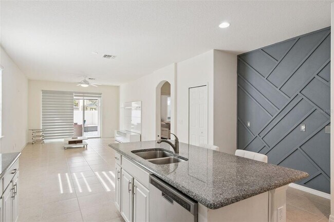 Building Photo - 3520 Sagamore Ln