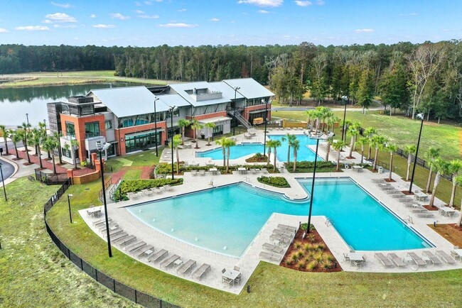 Building Photo - Waterways