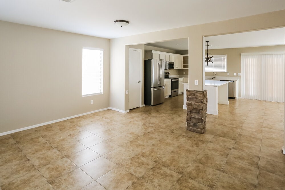 Building Photo - 10425 W Miami St