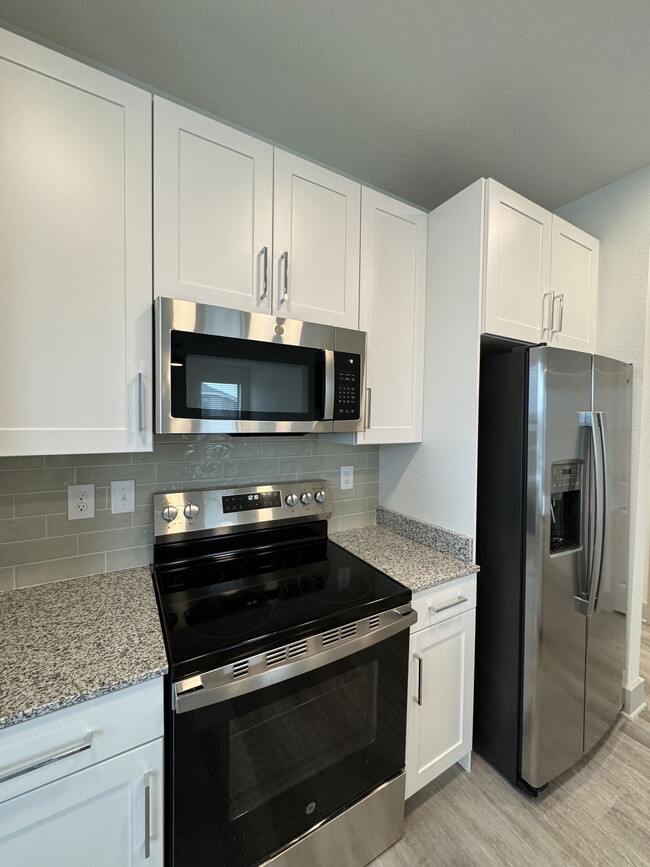 Building Photo - 5432 Huffines Blvd