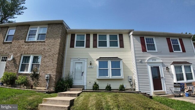 Primary Photo - 1721 Springhouse Ct