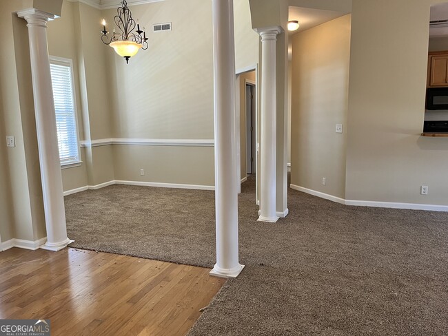 Building Photo - 99 High Pt N Dr