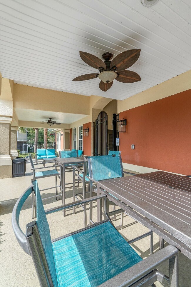 Building Photo - Corner Unit ~ Lake View ~ Maintenance Free...