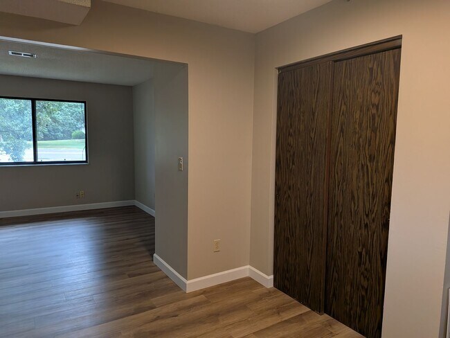 Building Photo - 3229 Cassidy Rd