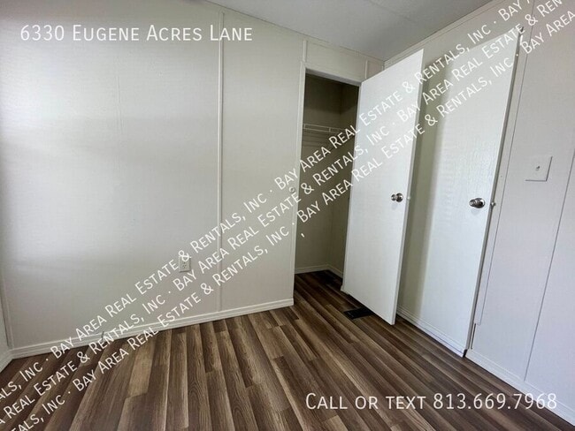 Building Photo - 6330 Eugene Acres Ln