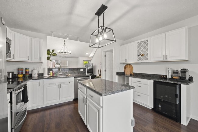 Building Photo - 6007 Haydens Crossing Blvd