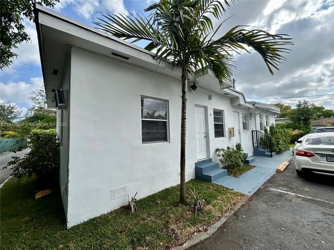 Building Photo - 601 NW 90th St
