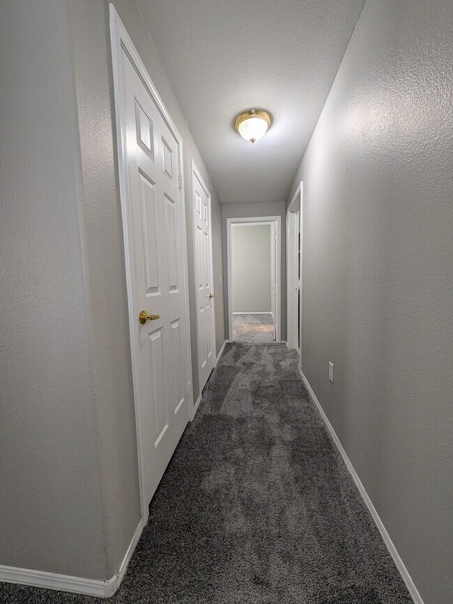 Building Photo - 3-BEDROOM CONDO FOR RENT IN NW LAS VEGAS