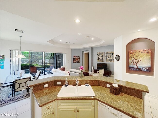 Building Photo - 1366 Serrano Cir