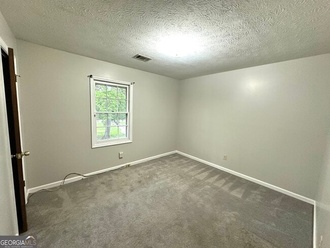 Building Photo - 1218 Salem-Chipley Rd