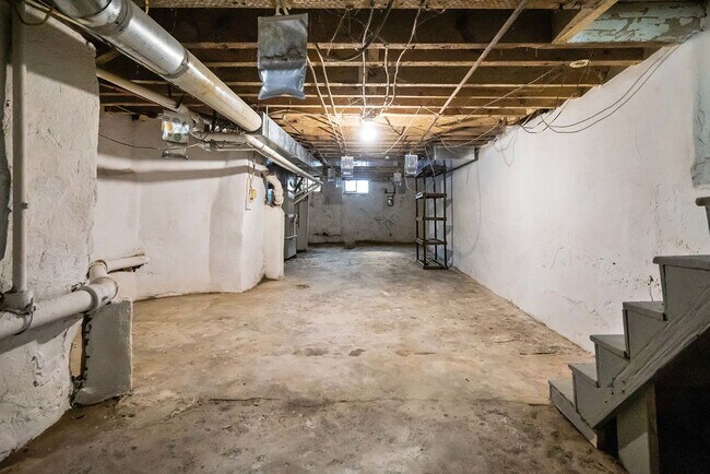 Building Photo - Renovated 4-Bedroom Home with Modern Finishes