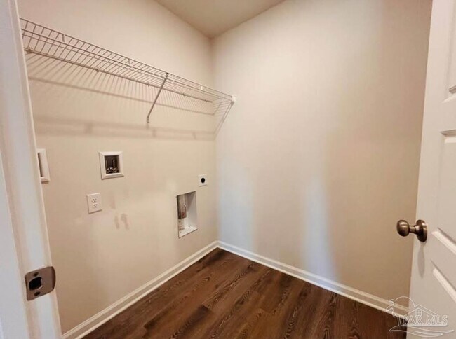 Building Photo - 1928 High Rdg Ct