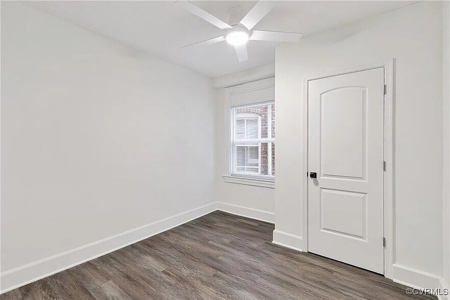 Building Photo - 3139 Ellwood Ave