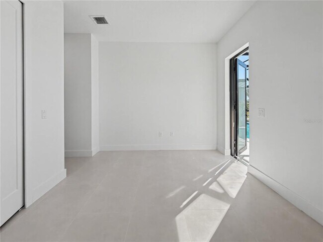 Building Photo - 14687 Lillian Cir