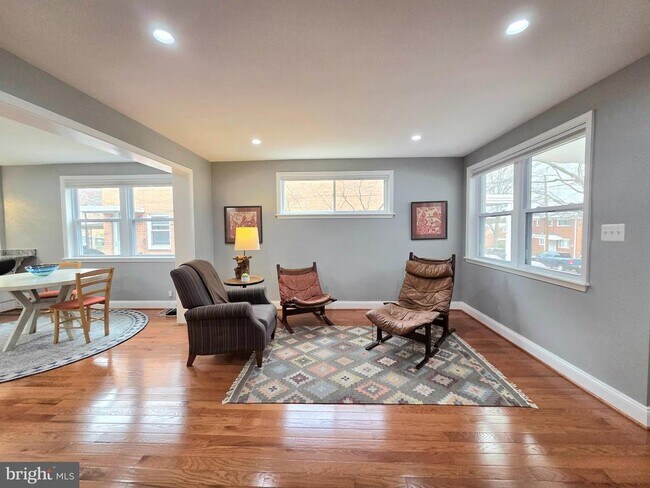 Building Photo - 5206 12th St NE